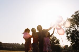 Crianza positiva: el enfoque que algunos critican pero que la ciencia respalda