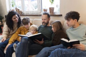 Read more about the article Talleres y cursos para padres: cómo transformar la educación de tus hijos