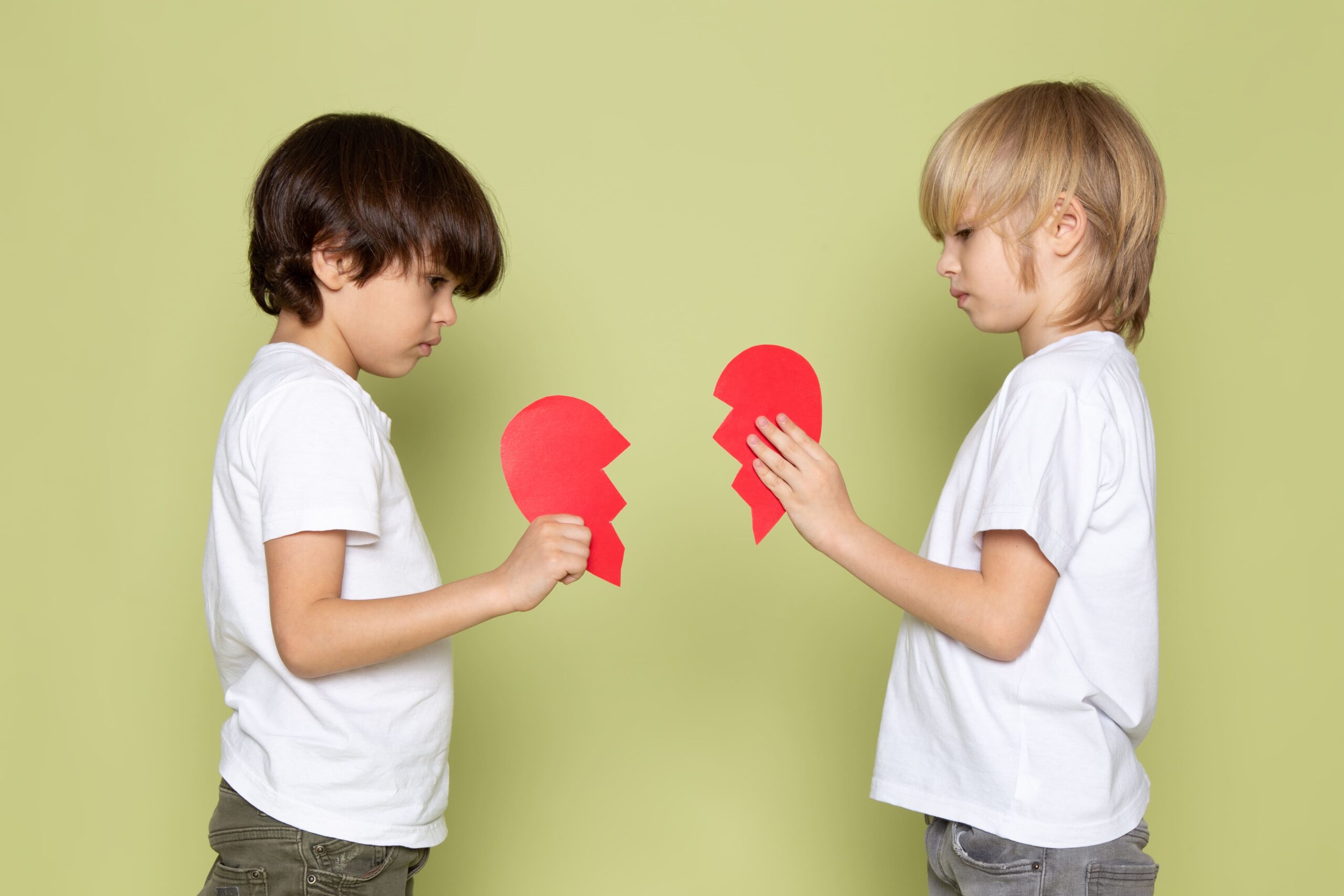 You are currently viewing Niños asertivos, adultos seguros: cómo enseñarles a expresarse con respeto y confianza