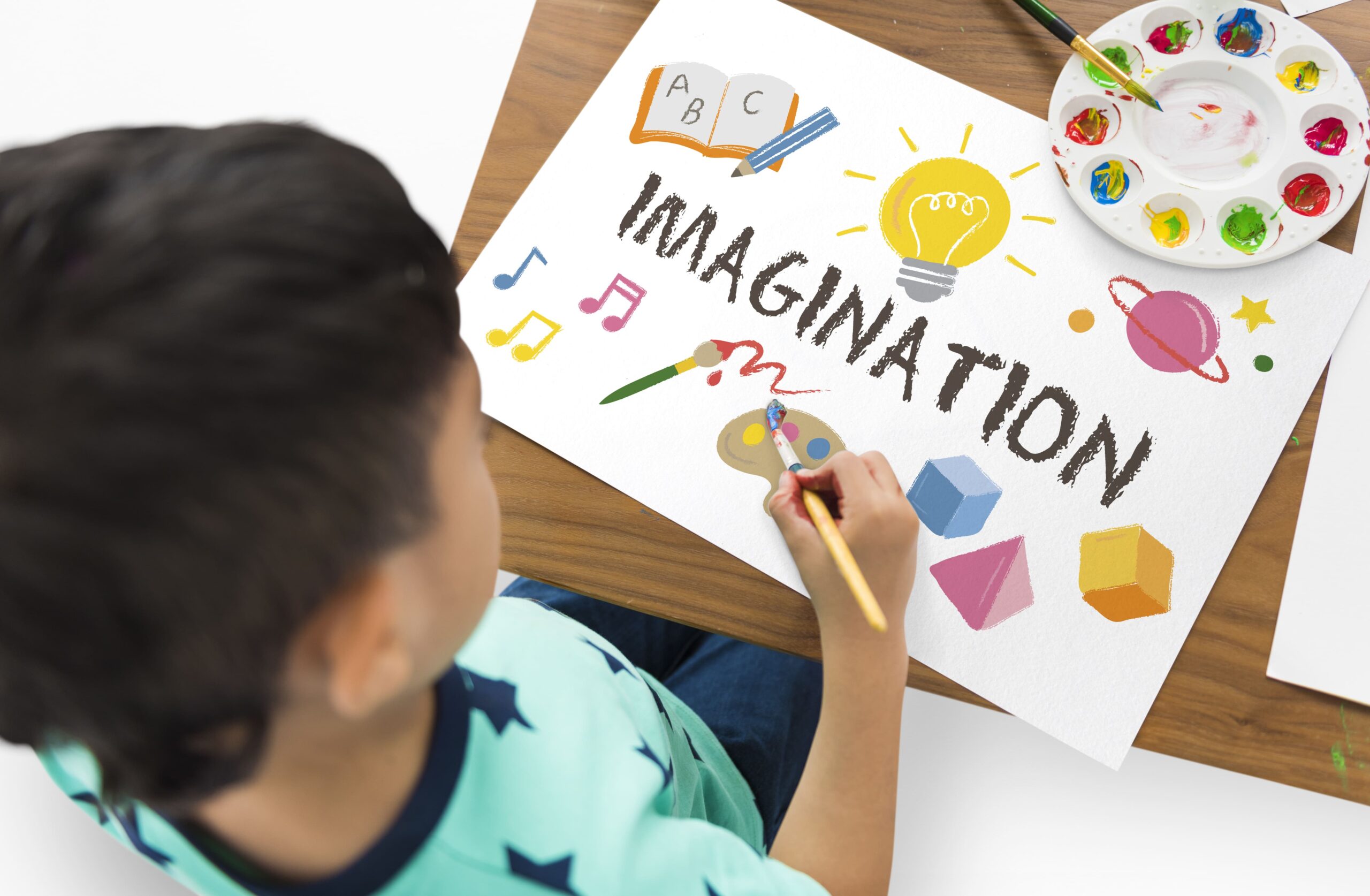 You are currently viewing Guía definitiva para promover la creatividad y el pensamiento crítico en niños y adolescentes (0–16 años)